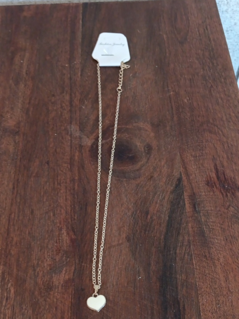 Fashion Jewelry Cream Heart Pendant Chain Necklace